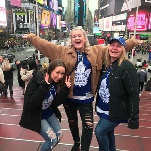 Meet your Posher, Julie